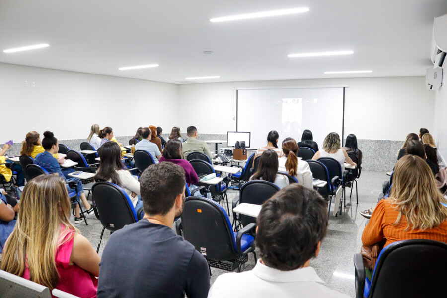 dialogando-sobre-tea-crer-debate-sobre-autismo-com-pais-e-profissionais-da-saude
